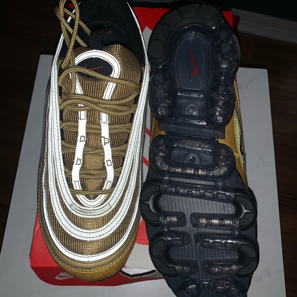 NEW Men’s Vapormax 97